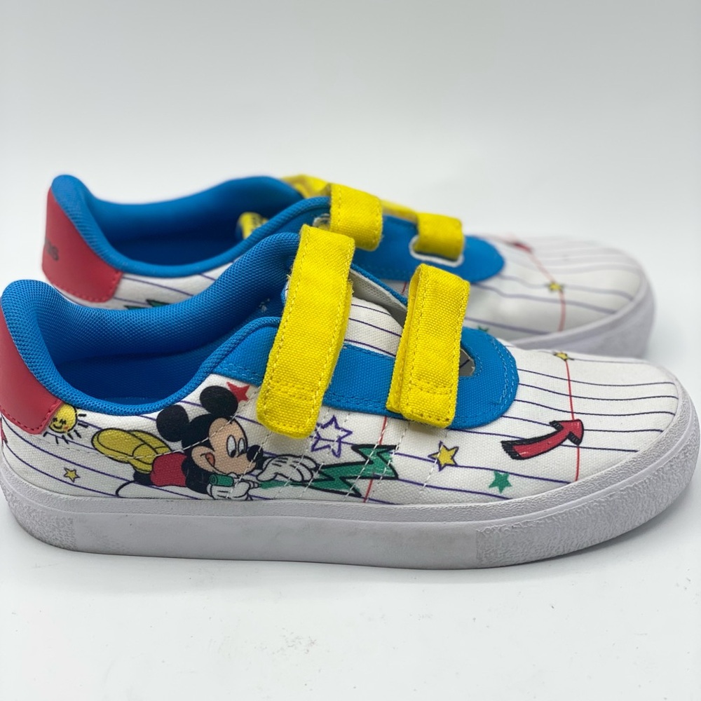 ADIDAS KIDS' DISNEY MICKEY MOUSE
VULC RAID3R SKATEBOARDING SHOES